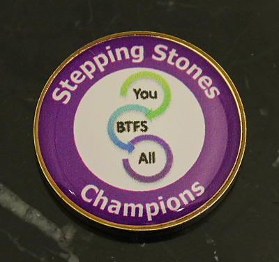 Standard shape pin badge sample 4