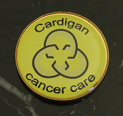Standard shape pin badge sample 8